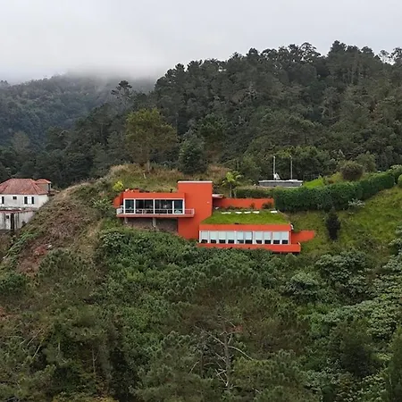 Casa Keam Orange Cliffside Villa, Atlantic Views * Santana (Madeira)
